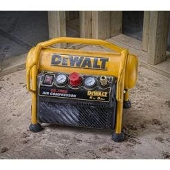 Compresseur DeWalt DPC6MRC - Compresseur d'air portatif - 6L - 8 bar - DPC6MRC-QS -Outil électroportatif Soldes 4d1eefa38e4cbbd945dc4a42a471dca8