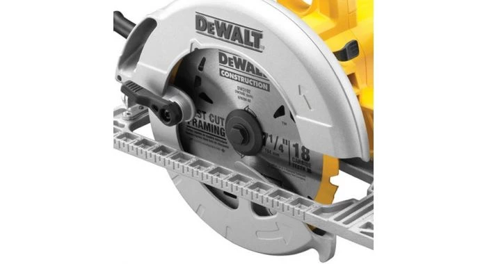 Scie circulaire DeWalt DWE576K - Scie circulaire dans mallette - 1600W - 190mm - DWE576K-QS 4 Scie circulaire DeWalt DWE576K - Scie circulaire dans mallette - 1600W - 190mm - DWE576K-QS – Image 2