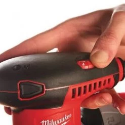 Ponceuse excentrique Milwaukee ROS 125 - Ponceuse excentrique dans étui - 300W - 125mm - variable - 4933433180 -Outil électroportatif Soldes 688a20b2c65246d1e381f699e0205645