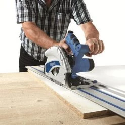 Scie plongeante Scheppach PL55 Scie plongeante avec rail de guidage 1400mm - 1200W - 160mm - 5901802915 -Outil électroportatif Soldes ca5440693e458a9db0cf882a71e4e3a7